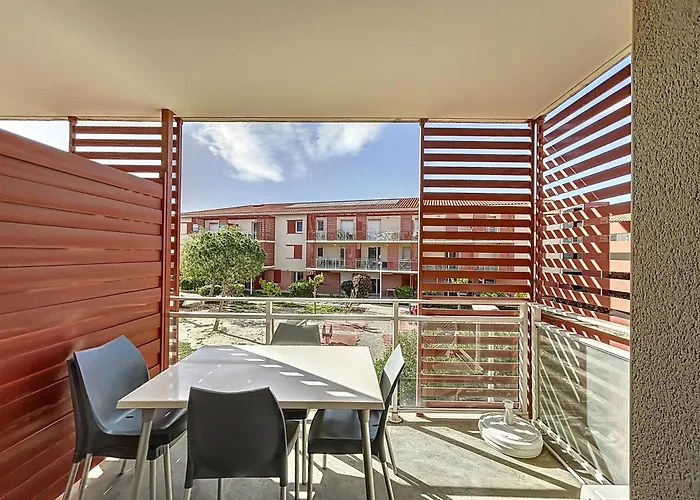 3309-T3 Dans Une Residence Avec Piscine
